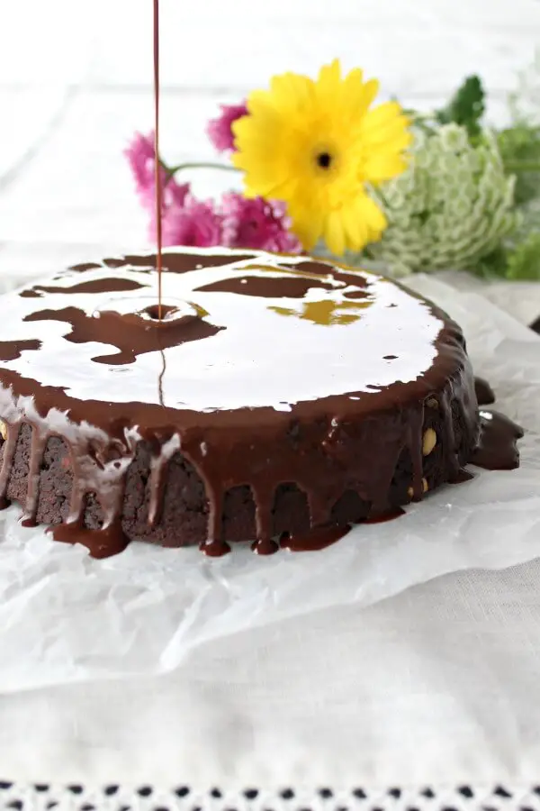 The Best Chocolate Brownie Cake - You won't believe how DELICIOUS this Sugar & Dairy Free cake recipe is! It's easy to make & will satisfy any chocolate craving. I LOVE this cake! | berrysweetlife.com
