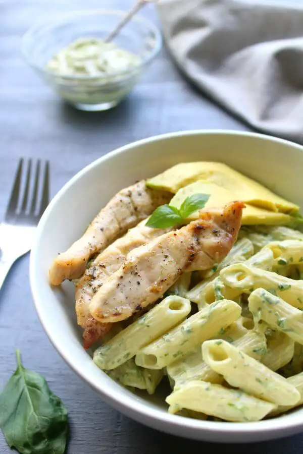 Chicken Pasta with Herby Avocado Pesto Sauce. A delicious, quick and easy weeknight meal - 30 minutes from prep to table. Healthy, tasty and satisfying | berrysweetlife.com