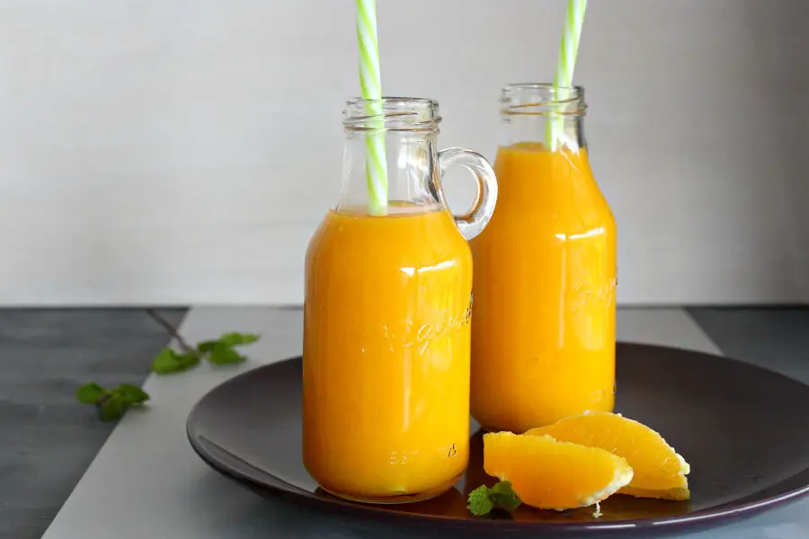 Mango Orange & Ginger Hot Smoothie