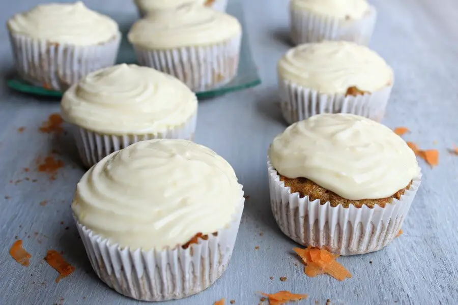 Easy Cream Cheese Frosted Carrot Pecan Cupcakes