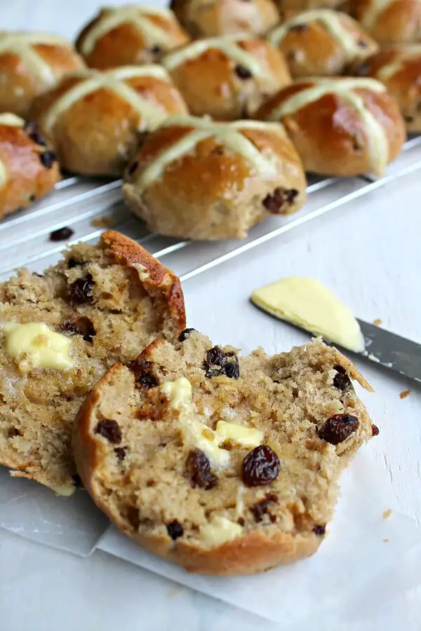 No Knead Easter Hot Cross Buns Berry Sweet Life