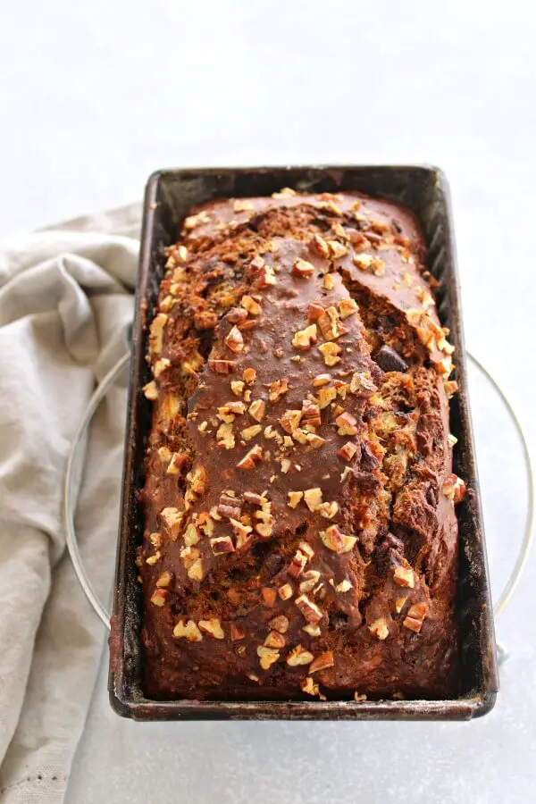 Banana Nut Chocolate Chip Bread. Healthy, moist, quick to prepare and completely delicious! The perfect good-for-you sweet bread for any occasion | berrysweetlife.com
