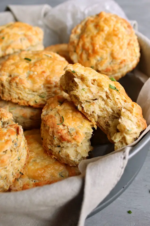 The best ever Savoury Cheese & Chive Scones are soft & flaky with melted cheese on top, they're easy to make and bake to golden perfection in 20 minutes | berrysweetlife.com