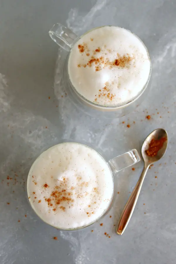 Almond Coconut Chai-Tea Latte. Warm and spicy with a touch of sweetness, this homemade latte is the perfect healthy hot drink for the whole family! | berrysweetlife.com