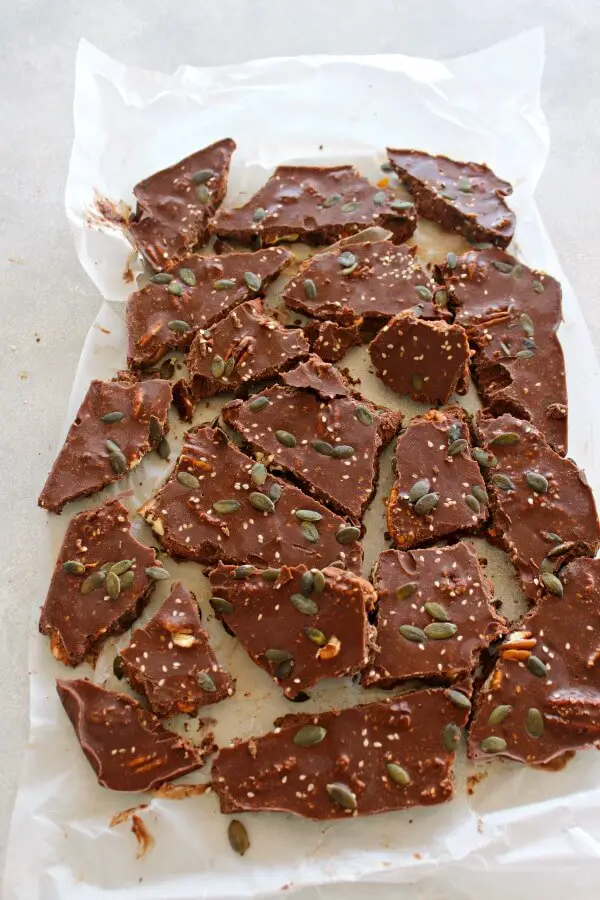 Super Food Chocolate Orange Pecan Bark. A ridiculously YUMMY and healthy dessert or snack. Takes just 12 minutes to prepare and will be a hit with the whole family! | berrysweetlife.com