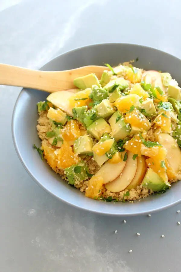 Glorious, easy and healthy Zingy Avocado Citrus Couscous Salad goes amazingly with chicken, fish or tofu. It has a homemade citrus dressing, so fresh! | berrysweetlife.com