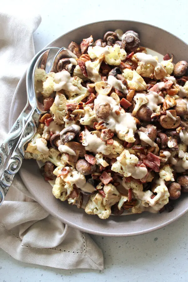 Low carb, easy to make, tasty Roasted Mushroom Cauliflower Bacon Salad with pecans and balsamic dressing, seriously YUM! | berrysweetlife.com
