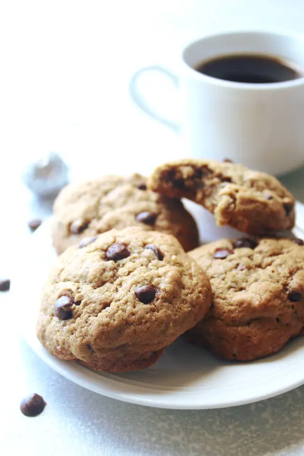 Soft in the middle, chunky, buttery, The Best Coffee Chocolate Chip Pecan Cookies studded with dark chocolate chips and chopped pecan nuts. These are dangerously good! | berrysweetlife.com