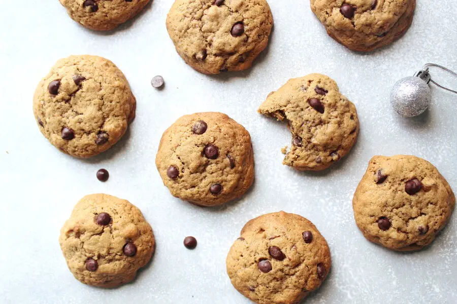 Soft in the middle, chunky, buttery, The Best Coffee Chocolate Chip Cookies studded with dark chocolate chips and chopped pecan nuts. These are dangerously good! | berrysweetlife.com