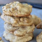 Dairy free, Sugar Free Flourless Peanut Butter Cookies. Gloriously crunchy on the edges, soft and chewy in the middle. Sweet, delicious and SO easy to make! | berrysweetlife.com
