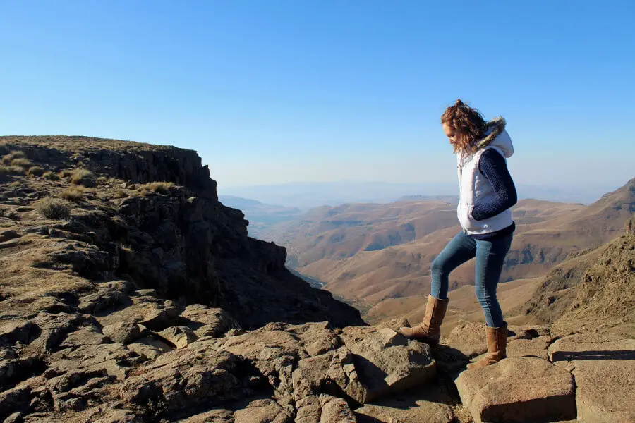It is SPECTACULARLY beautiful! But, before you decide to drive up or down, there are a few Pros And Cons Of Driving Sani Pass consider! | berrysweetlife.com