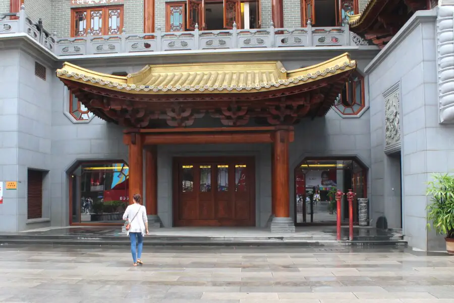 Dafo Buddhist Temple In Guangzhou China | berrysweetlife.com