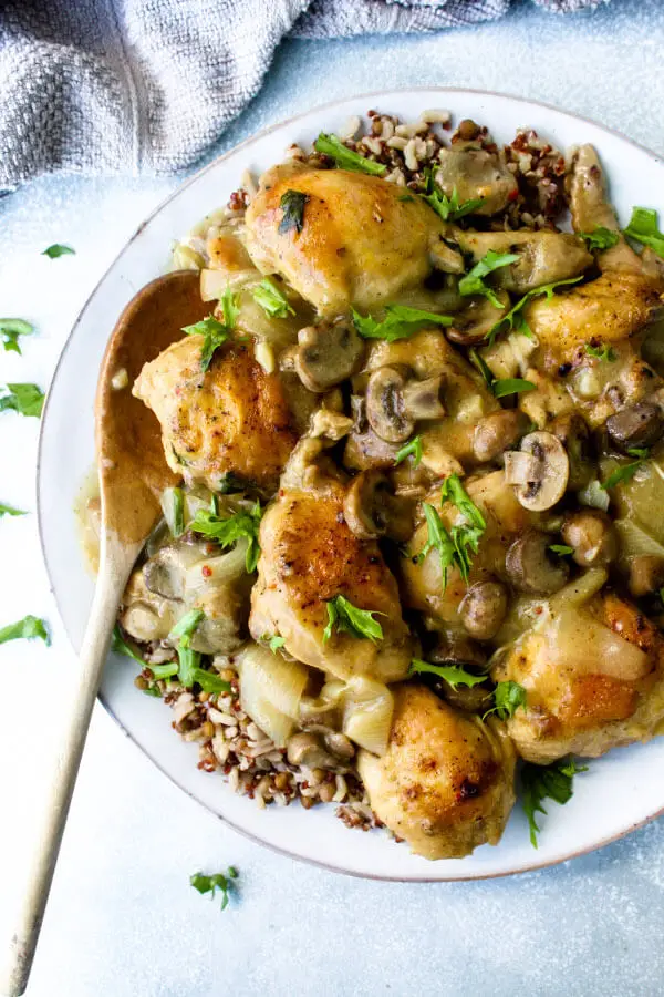 Garlic Mushroom Chicken Casserole | berrysweetlife.com