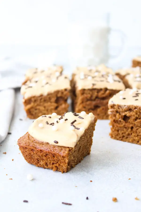 Gingerbread Sheet Cake With Cream Cheese Frosting | berrysweetlife.com